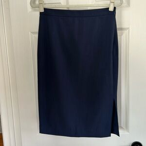 Like new! Banana Republic Brushed Navy pencil skirt